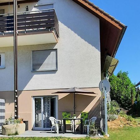 Ferienwohnung mit Garten Ehrenkirchen Exterior foto